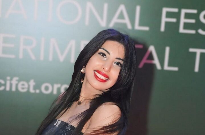 الفنانة آية الوكيل تعتذر بشكل نهائي عن عرضي “الفار الطباخ” و”الأسد الملك”