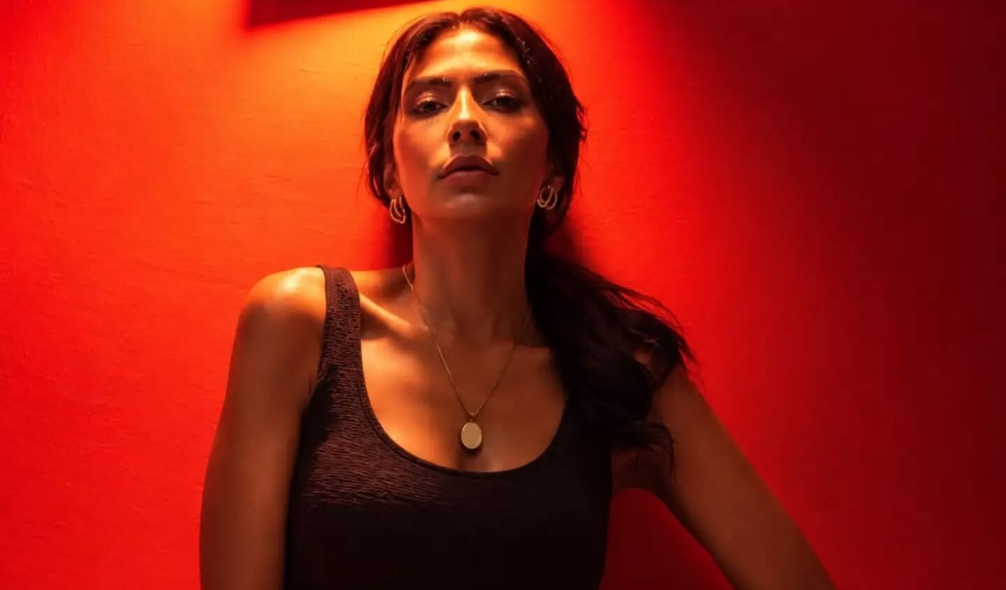 الفنانة إيمان عصام تواصل تألقها الفني بين الدراما والسينما والإعلانات