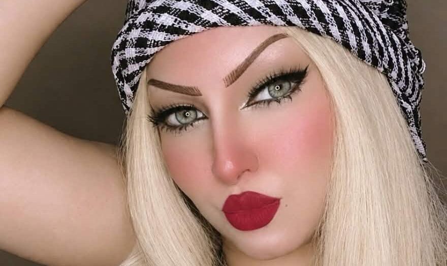 رانيا إبراهيم.. ملكة سبتمبر في إطلالة عيد الميلاد